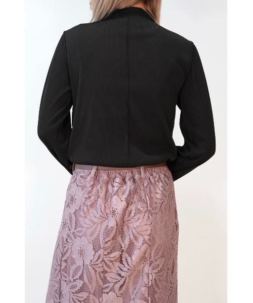 CECIL McBEE（セシルマクビー）の「２WAYプチハイネックメロートップス（Tシャツ/カットソー・レディース・ブラック/ブルー/ライトベージュ・MEDIUM/LARGE）」の11枚目の写真