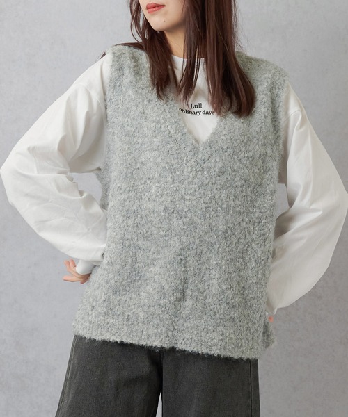 Lull（ルル）の「【Lull / ルル】ブークレニットベスト（ニット/セーター・レディース・ベージュ/チャコール/ライム/杢グレー・ONESIZE）」の10枚目の写真