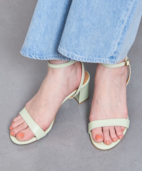 UNITED ARROWS(ユナイテッドアローズ)の「アンクルベルト チャンキーサンダル(サンダル・レディース・ライム/ホワイト/ブラック・35h/35/38/36h/36/37h/37)」の8枚目の写真