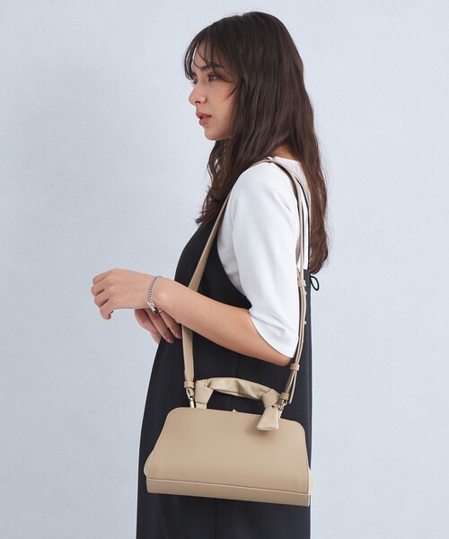 green label relaxing（グリーンレーベルリラクシング）の「2WAYクラッチ バッグ（ショルダーバッグ・レディース・ブラック/ベージュ・FREE）」の3枚目の写真