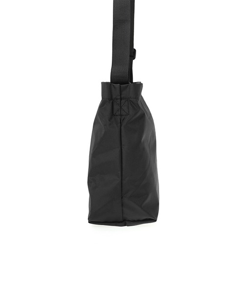 Manhattan Portage（マンハッタンポーテージ）の「Clearview Shoulder Bag 420D Nylon（ショルダーバッグ・メンズ・ブラック・MEDIUM）」の3枚目の写真