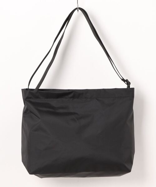 Manhattan Portage（マンハッタンポーテージ）の「Clearview Shoulder Bag 420D Nylon（ショルダーバッグ・メンズ・ブラック・MEDIUM）」の9枚目の写真