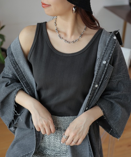 LEPSIM（レプシィム）の「アソート2WAYリブタンク　987480（タンクトップ・レディース・ブラック系その他/チャコールグレー/ブルー/アイボリー/ブルー系その他/グリーン・LARGE/MEDIUM）」の4枚目の写真