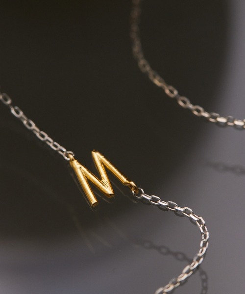 ear PAPILLONNER（イアパピヨネ）の「《スターリングシルバー使用》サイドアルファベットネックレス（ネックレス・レディース・シルバー系その他2/シルバー系その他/シルバー・FREE）」の5枚目の写真