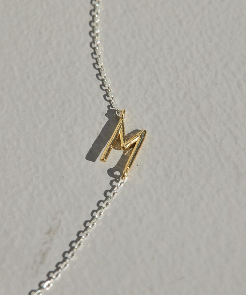 ear PAPILLONNER（イアパピヨネ）の「《スターリングシルバー使用》サイドアルファベットネックレス（ネックレス・レディース・シルバー系その他2/シルバー系その他/シルバー・FREE）」の9枚目の写真