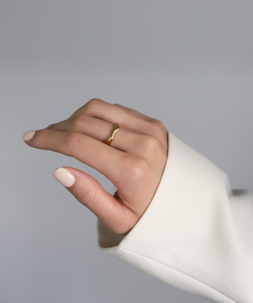 TEN.(テン)の「18KGP リップルリング(リング・レディース・ゴールド・#13/#9/#11/#15)」の10枚目の写真