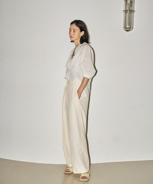 TODAYFUL（トゥデイフル）の「タックツイルトラウザース（その他パンツ・レディース・ブラック/クリーム/キナリ・36inch/38inch）」の6枚目の写真