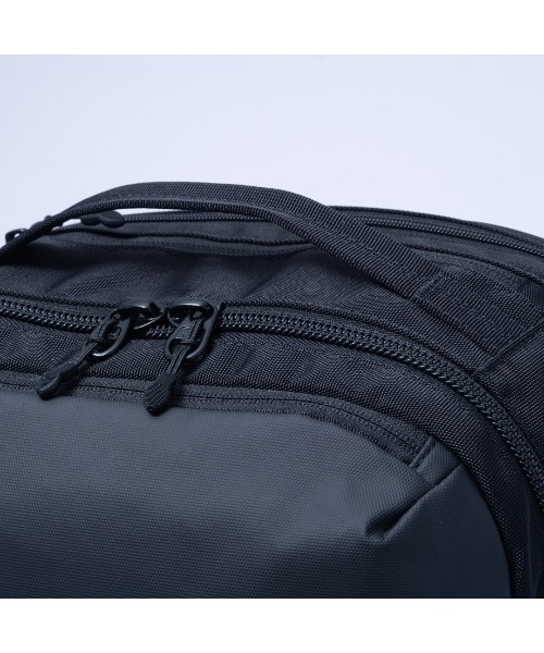 BEAMS DESIGN(ビームス デザイン)の「BEAMSDESIGN(ビームスデザイン)ABILITYバックパック(L)(バックパック/リュック・メンズ・ブラック・FREE)」の13枚目の写真