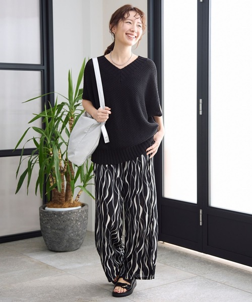 LEPSIM（レプシィム）の「フェイクレザーメタリックハンドルショルダー　113000（ショルダーバッグ・レディース・シルバー/アイボリー/ブラック・ONE SIZE）」の21枚目の写真