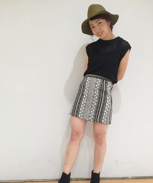 Chico（チコ）の「【who's who Chico】幾何学BOXスカート（スカート・レディース・ブラック/ネイビー/レッド・FREE）」の14枚目の写真