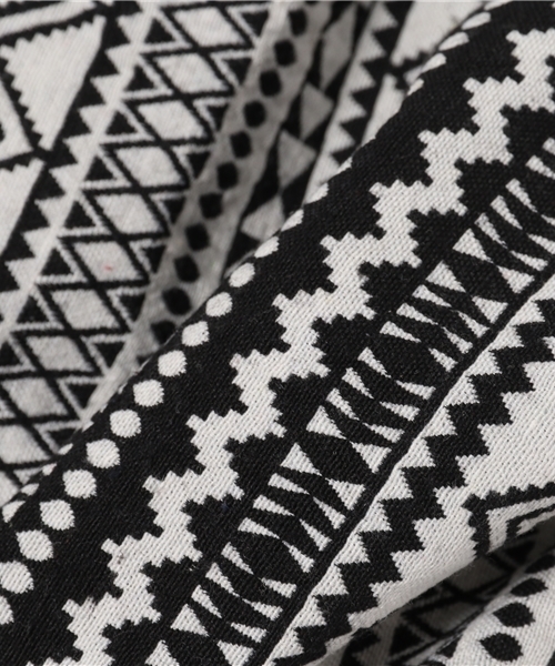 Chico（チコ）の「【who's who Chico】幾何学BOXスカート（スカート・レディース・ブラック/ネイビー/レッド・FREE）」の6枚目の写真