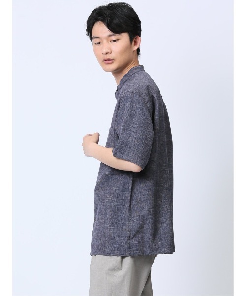 TAKA-Q(タカキュー)の「シャツ メンズ 半袖 吸水速乾 麻調 バンドカラー ややゆったり ルーズフィット テックリネン(シャツ/ブラウス・メンズ・ライトグレー/ベージュ/ネイビー・LARGE/X-LARGE/MEDIUM)」の21枚目の写真