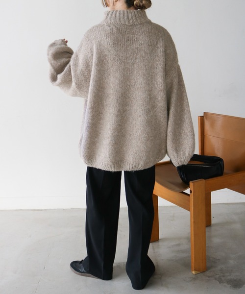 select MOCA by son（セレクトモカバイソン）の「ローゲージハイネックオーバーボリュームスリーブニット（ニット/セーター・レディース・アイボリー/ブラック/グレイッシュベージュ/ピンク・FREE）」の15枚目の写真