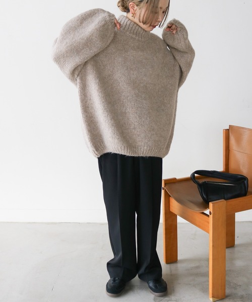 select MOCA by son（セレクトモカバイソン）の「ローゲージハイネックオーバーボリュームスリーブニット（ニット/セーター・レディース・アイボリー/ブラック/グレイッシュベージュ/ピンク・FREE）」の16枚目の写真