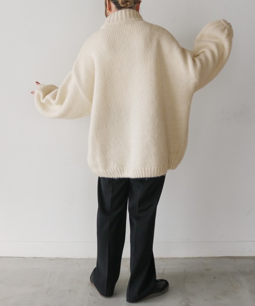 select MOCA by son（セレクトモカバイソン）の「ローゲージハイネックオーバーボリュームスリーブニット（ニット/セーター・レディース・アイボリー/ブラック/グレイッシュベージュ/ピンク・FREE）」の20枚目の写真