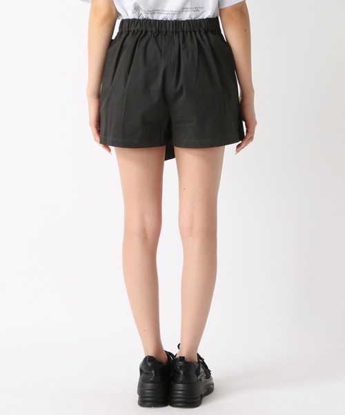 FOREVER 21(フォーエバー トゥエンティーワン)の「【2024SS】ラップカーゴスカートパンツ(カーゴパンツ・レディース・ブラック/グリーン・SMALL/MEDIUM)」の10枚目の写真