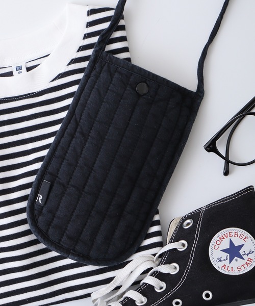 ROOTOTE(ルートート)の「ルートート キルティング縦型ミニショルダーBAG(ショルダーバッグ・レディース・セージグリーン/サンドベージュ/ピンク/アッシュグレー/ライトパープル/スミクロ・F)」の2枚目の写真