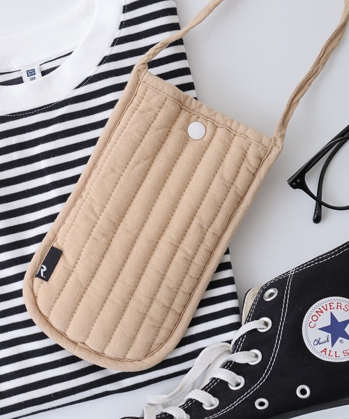 ROOTOTE(ルートート)の「ルートート キルティング縦型ミニショルダーBAG(ショルダーバッグ・レディース・セージグリーン/サンドベージュ/ピンク/アッシュグレー/ライトパープル/スミクロ・F)」の4枚目の写真