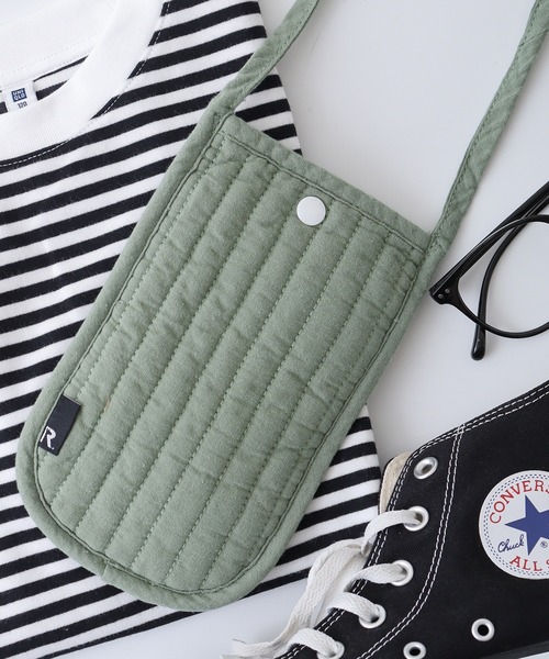 ROOTOTE(ルートート)の「ルートート キルティング縦型ミニショルダーBAG(ショルダーバッグ・レディース・セージグリーン/サンドベージュ/ピンク/アッシュグレー/ライトパープル/スミクロ・F)」の5枚目の写真