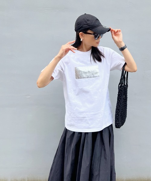 y/m by Yukie（イムバイユキエ）の「オーバーサイズ箔プリントTシャツ（Tシャツ/カットソー・レディース・オフホワイト・FREE）」の16枚目の写真