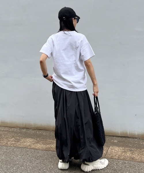 y/m by Yukie（イムバイユキエ）の「オーバーサイズ箔プリントTシャツ（Tシャツ/カットソー・レディース・オフホワイト・FREE）」の20枚目の写真