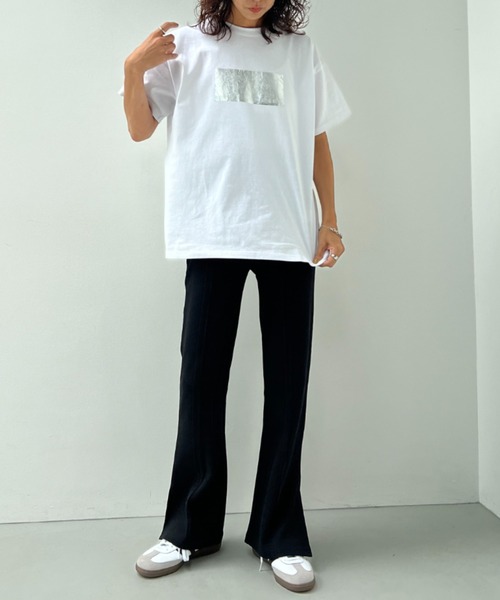 y/m by Yukie（イムバイユキエ）の「オーバーサイズ箔プリントTシャツ（Tシャツ/カットソー・レディース・オフホワイト・FREE）」の11枚目の写真