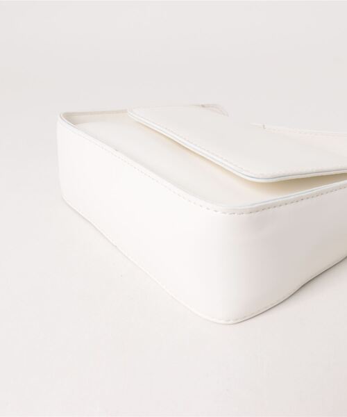 TONE SELECT GOODS（トーンセレクトグッズ）の「urbanfemine./PUショルダーバッグ U7293（ショルダーバッグ・レディース・ブルー/ブラック/ホワイト/ベージュ・FREE）」の22枚目の写真