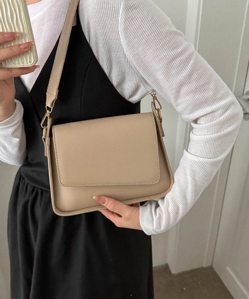 TONE SELECT GOODS（トーンセレクトグッズ）の「urbanfemine./PUショルダーバッグ U7293（ショルダーバッグ・レディース・ブルー/ブラック/ホワイト/ベージュ・FREE）」の14枚目の写真