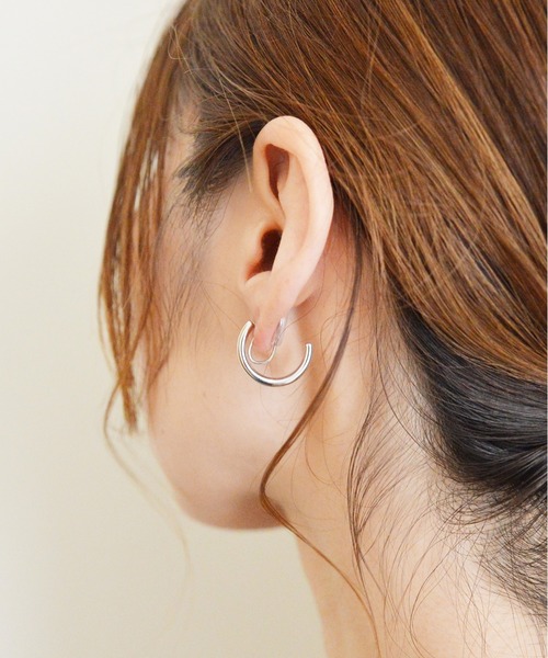 styiro(スタイロ)の「痛くなりにくい メタルフープイヤリング(イヤリング・レディース・シルバー/ゴールド/ゴールド系2/シルバー系2・FREE)」の11枚目の写真