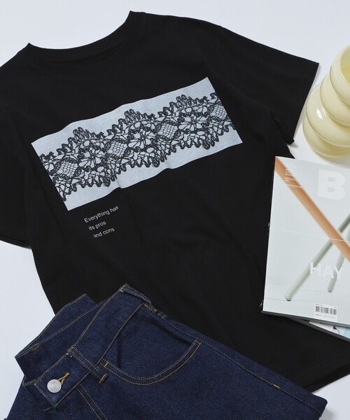 Firsthand（ファーストハンド）の「Firsthand/ファーストハンド オーガニックコットンレースフォトTシャツ / フロントデザインTシャツ / プリントTシャツ（Tシャツ/カットソー・レディース・ブラック/ホワイト/ネイビー・FREE）」の3枚目の写真