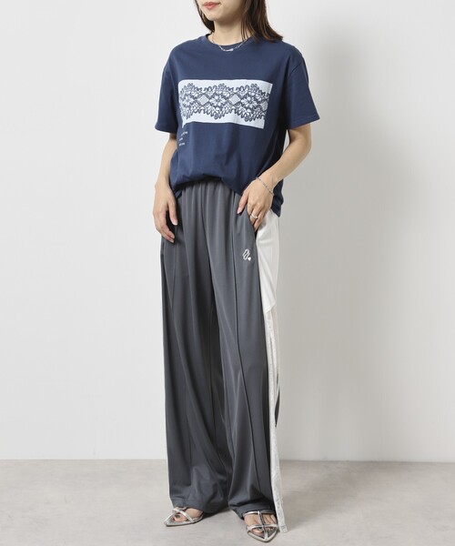 Firsthand（ファーストハンド）の「Firsthand/ファーストハンド オーガニックコットンレースフォトTシャツ / フロントデザインTシャツ / プリントTシャツ（Tシャツ/カットソー・レディース・ブラック/ホワイト/ネイビー・FREE）」の19枚目の写真