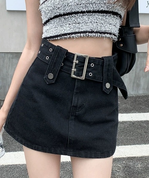 Achic(アシック)の「迷彩柄サマースタンダードハイウェスト(スカート・レディース・ブラック/ブラウン/カーキ/ブルー/ブラック系・L/M/S)」の2枚目の写真