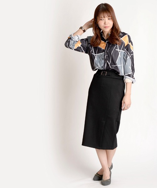 MARAI(マーライ)の「ベルトデザイン タイトスカート ストレート ツイル ミモレ丈(スカート・レディース・ブラック・X-LARGE/XX-LARGE/LARGE/MEDIUM)」の8枚目の写真