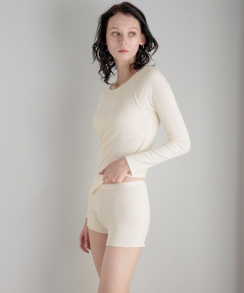 bijorie（ビジュリィ）の「【bijorie】カップ付きロングスリーブ／NEW BASIC （アルガンオイル配合）（その他アンダーウェア/インナー・レディース・ブラック/カーキ/オフホワイト・MEDIUM/LARGE/LG）」の17枚目の写真