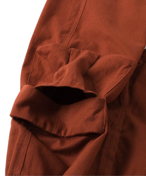 BREEZE（ブリーズ）の「カーゴポケットサロペット（サロペット/オーバーオール・キッズ・ブラック/ブラウン・90/100/110/120/80）」の10枚目の写真