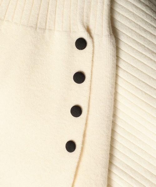 mysty woman（ミスティウーマン）の「フレアカフスリブニットプルオーバー 152818（ニット/セーター・レディース・オフホワイト/ブラック/ライトグレー・FREE）」の18枚目の写真