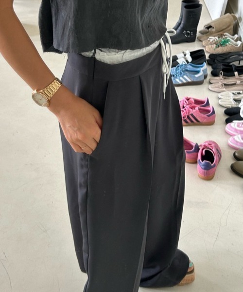 FREE STYLISTS(フリー スタイリスト)の「YUGA_YGMC ダブルウエスト タックストレートパンツ(スウェットパンツ・レディース・ネイビー/グレー・S/M/L)」の8枚目の写真