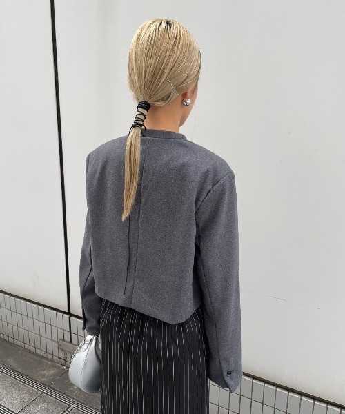 AIC.（エーアイシー）の「起毛ツイルショートジャケット（ノーカラージャケット・レディース・チャコールグレー/ブラック・FREE）」の20枚目の写真