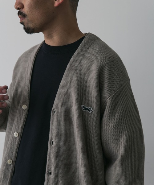 PENNEYS(ぺニーズ)の「『XLサイズ/WEB限定』『別注』PENNEYS×DOORS THE FOX Vネックカーディガン(カーディガン/ボレロ・メンズ・マスタード/ブルー系その他/ライトグレー/ブラック・X-LARGE/MEDIUM/LARGE)」の21枚目の写真