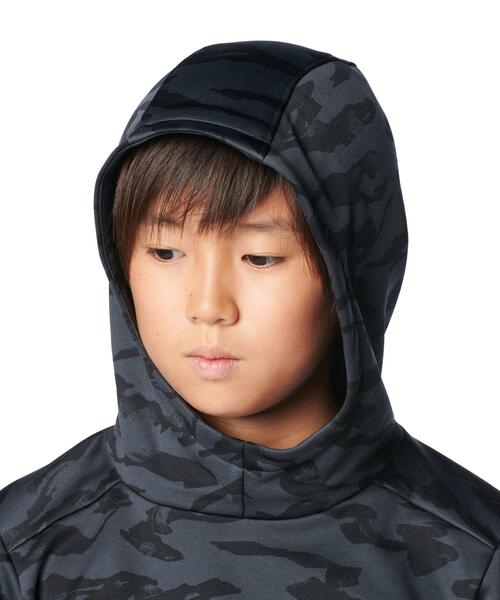 UNDER ARMOUR（アンダーアーマー）の「UAアーマーフリース プリント ビッグロゴ フーディー（トレーニング/キッズ）（スウェット・キッズ・ブラック・150cm/160cm/140cm/130cm）」の4枚目の写真