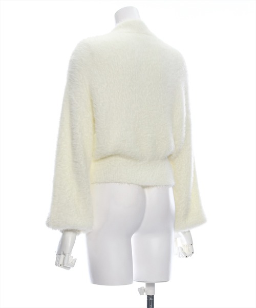 clear（クリア）の「フェザーハイネックニットトップス [ふわふわ シルエットを拾わない]≪2024AW新作≫（ニット/セーター・レディース・ピンクベージュ/アイボリー/ブラック系その他/グレー/グレイッシュベージュ・F）」の6枚目の写真