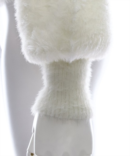 clear（クリア）の「フェザーハイネックニットトップス [ふわふわ シルエットを拾わない]≪2024AW新作≫（ニット/セーター・レディース・ピンクベージュ/アイボリー/ブラック系その他/グレー/グレイッシュベージュ・F）」の10枚目の写真