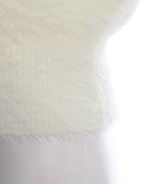 clear（クリア）の「フェザーハイネックニットトップス [ふわふわ シルエットを拾わない]≪2024AW新作≫（ニット/セーター・レディース・ピンクベージュ/アイボリー/ブラック系その他/グレー/グレイッシュベージュ・F）」の11枚目の写真