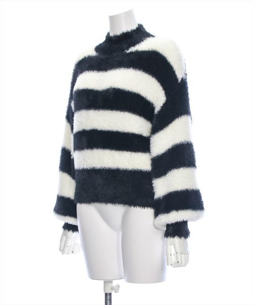 clear（クリア）の「フェザーハイネックニットトップス [ふわふわ シルエットを拾わない]≪2024AW新作≫（ニット/セーター・レディース・ピンクベージュ/アイボリー/ブラック系その他/グレー/グレイッシュベージュ・F）」の13枚目の写真