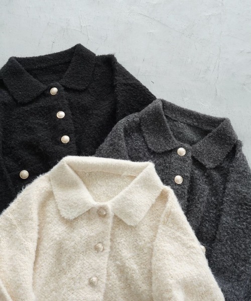 mysty woman(ミスティウーマン)の「【スタッフプロデュース/WEB限定】あんず企画・キンボタンエリカーディガン 200950(カーディガン/ボレロ・レディース・チャコールグレー/オフホワイト/ブラック・FREE)」の6枚目の写真