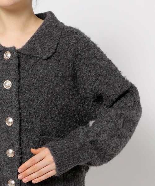mysty woman(ミスティウーマン)の「【スタッフプロデュース/WEB限定】あんず企画・キンボタンエリカーディガン 200950(カーディガン/ボレロ・レディース・チャコールグレー/オフホワイト/ブラック・FREE)」の13枚目の写真