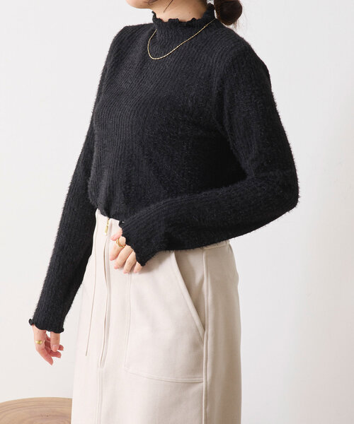 Jena espace merveilleux(ジェナ エスパスメルヴェイユ)の「フェザーストライプカットソー(Tシャツ/カットソー・レディース・ブラック/オフホワイト/グレー・FREE)」の1枚目の写真