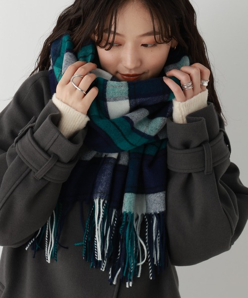 RAGEBLUE（レイジブルー）の「【UNISEX】カシミヤタッチ/チェックマフラー（マフラー・レディース・オフホワイト/ブルー/ネイビー・FREE）」の21枚目の写真