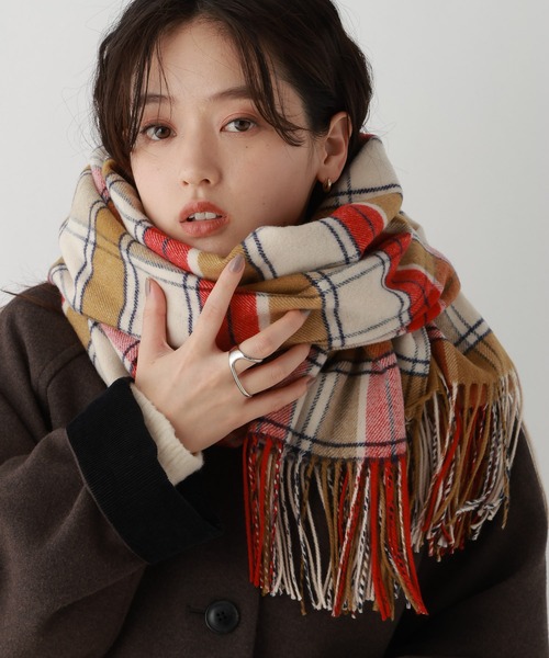 RAGEBLUE（レイジブルー）の「【UNISEX】カシミヤタッチ/チェックマフラー（マフラー・レディース・オフホワイト/ブルー/ネイビー・FREE）」の9枚目の写真