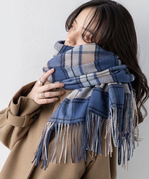 RAGEBLUE（レイジブルー）の「【UNISEX】カシミヤタッチ/チェックマフラー（マフラー・レディース・オフホワイト/ブルー/ネイビー・FREE）」の11枚目の写真